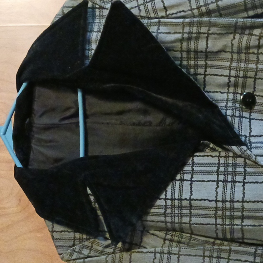 Long Coat - Picture 5 of 11